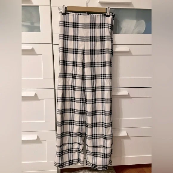 H&M Wide Leg Plaid Pants - Picture 1 of 7